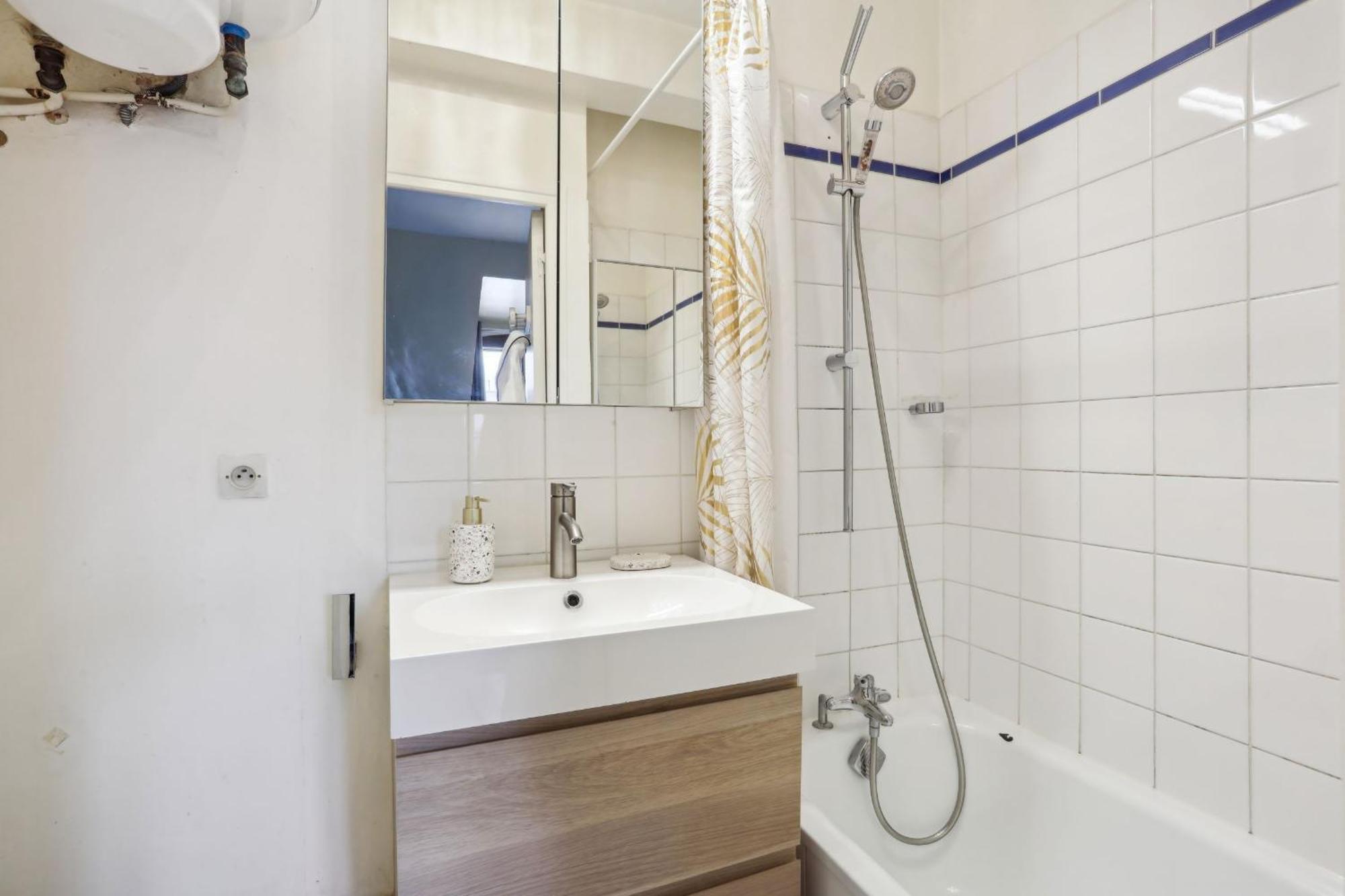 Eiffel Tower & Faubourg - 1Br - Cityapartmentstay Paris Exterior foto