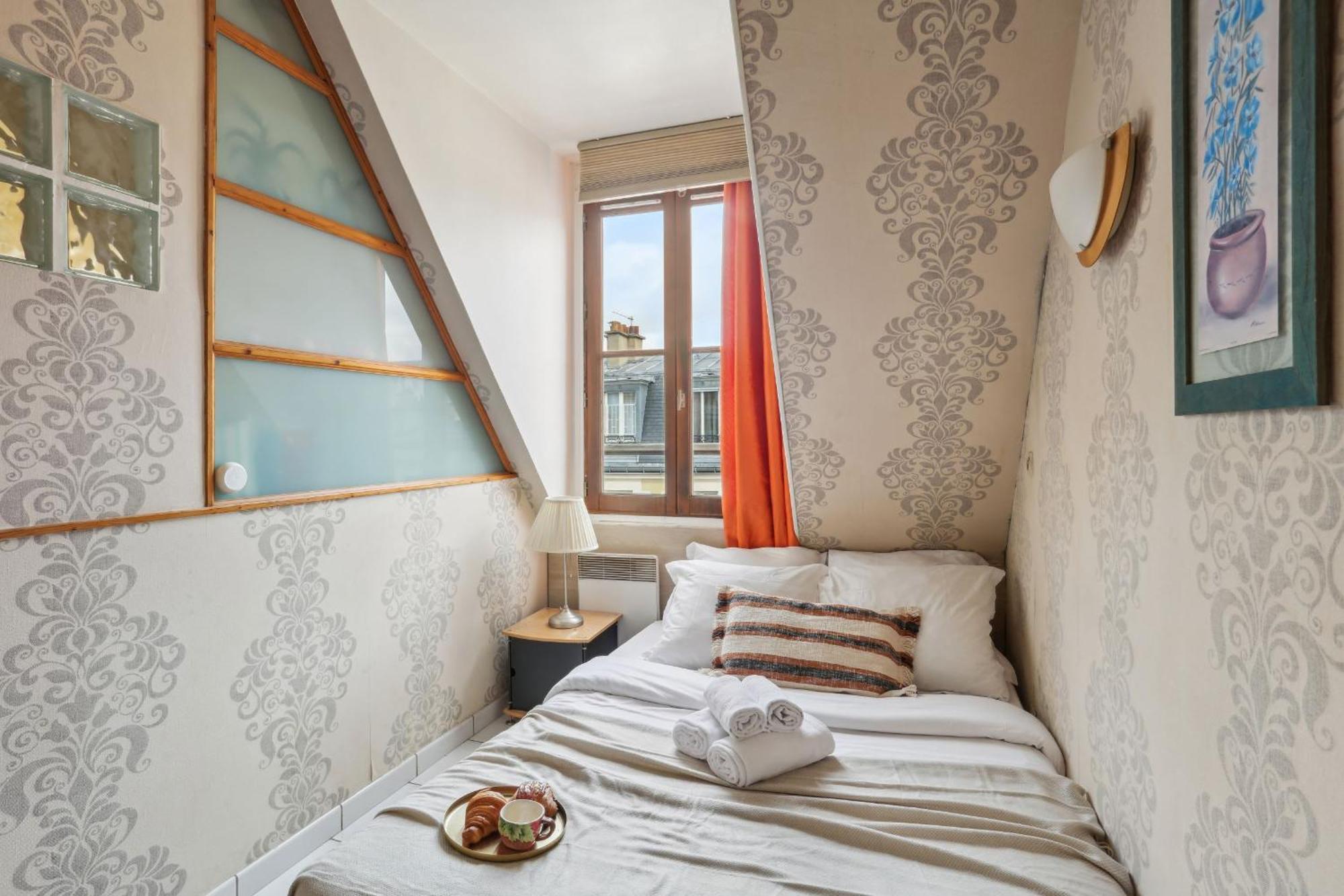 Eiffel Tower & Faubourg - 1Br - Cityapartmentstay Paris Exterior foto